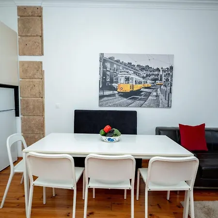 Apartmán 3-bedroom With Terrace In *